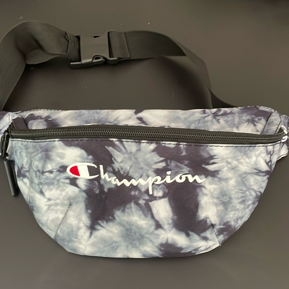Champion hip bag/ Fanny pack